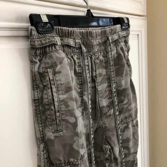 American Eagle Lyocell women’s joggers - Picture 3 of 13